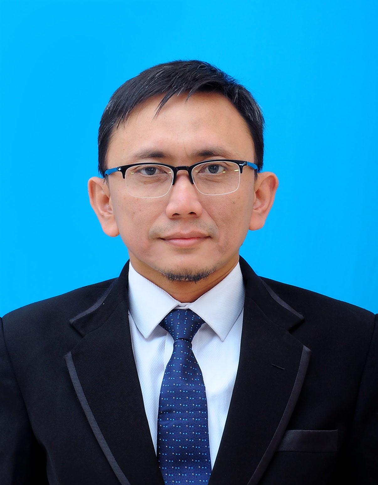 Dr. Annang Giri Moelyo